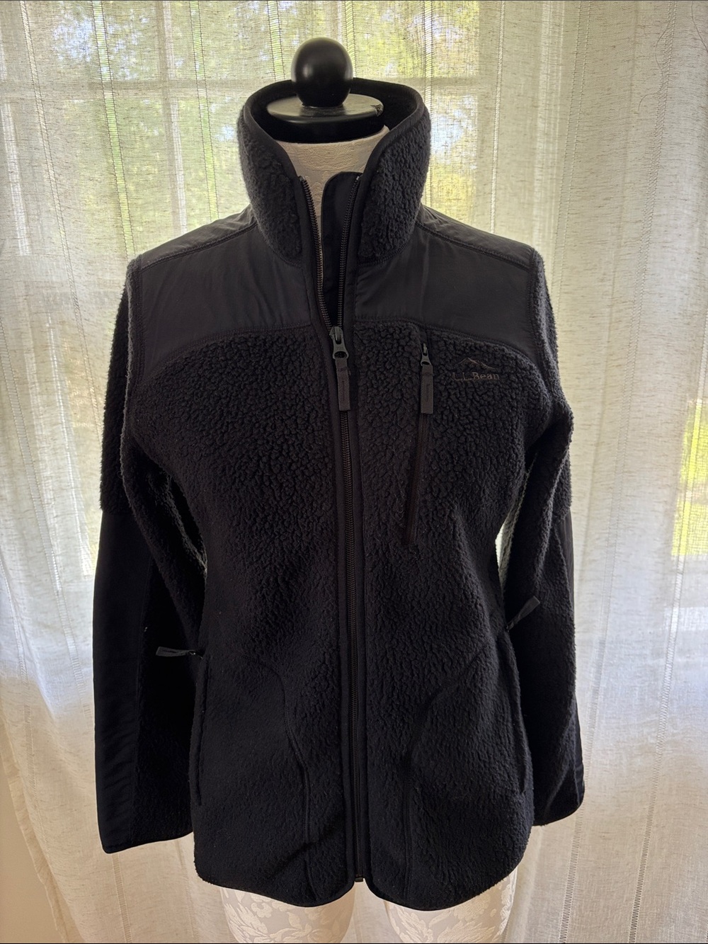 L.L. Bean Black Women's Fleece Jacket - Lightweight Zip-Up